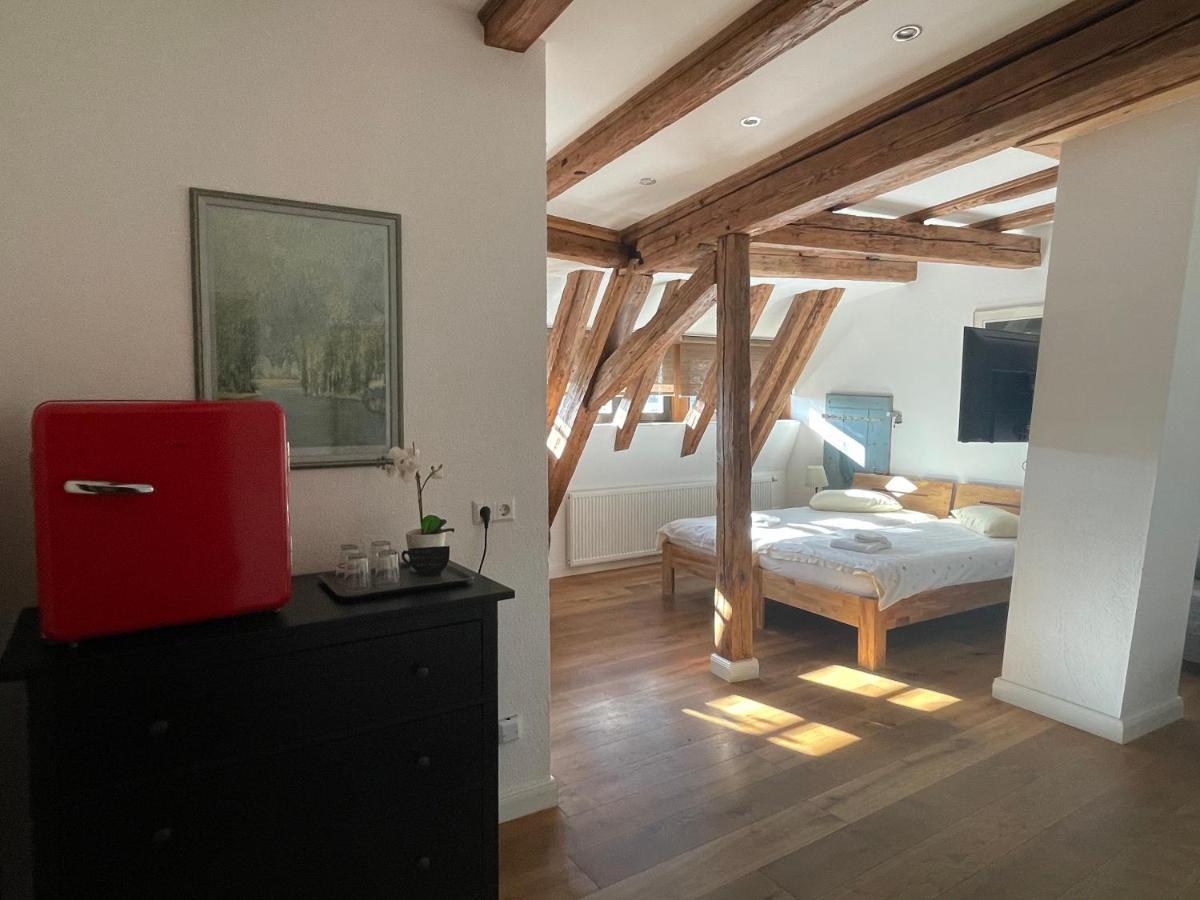 Gaestezimmer An Der Stadtmauer بيزيغهايم المظهر الخارجي الصورة